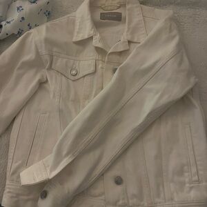 XS white everlane jean jacket